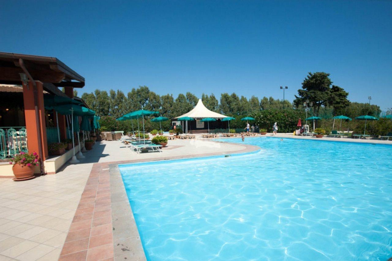 Club Hotel Orosei Beach Экстерьер фото